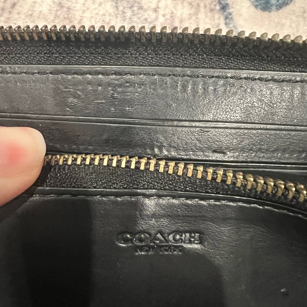Coach Black Leather Wallet - Picture 11 of 16